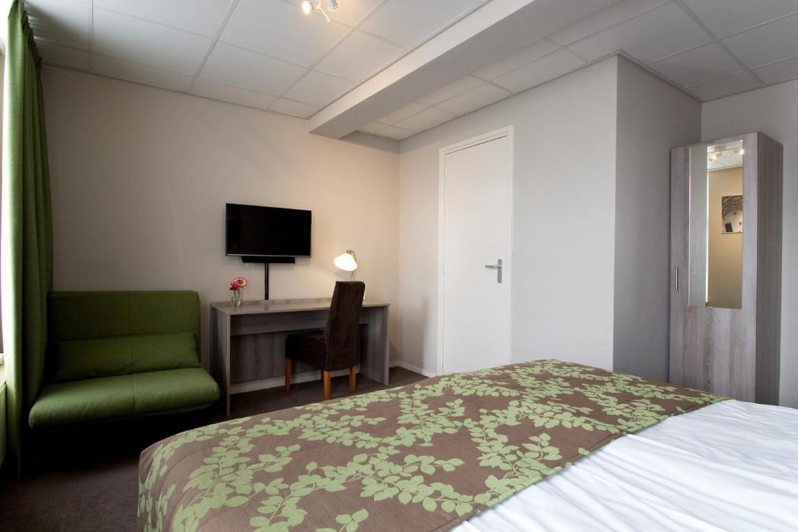 Hotel Old Dutch بيرخن أوب زوم المظهر الخارجي الصورة