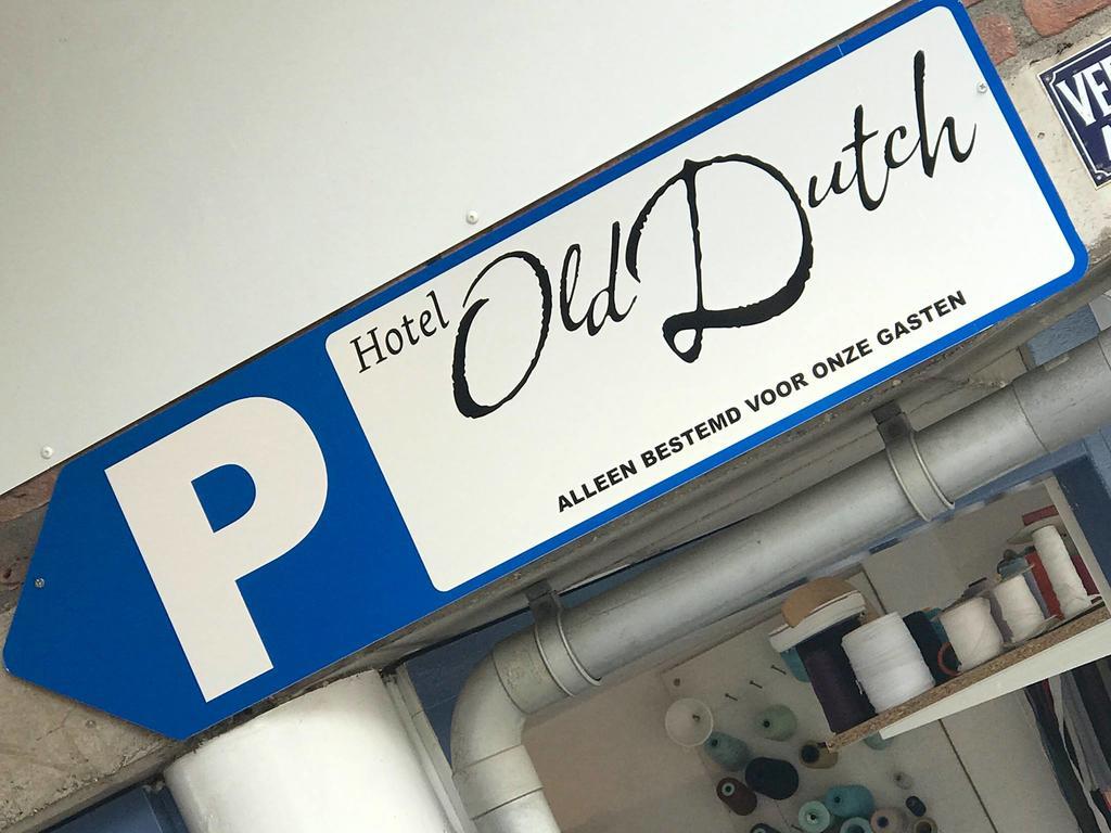 Hotel Old Dutch بيرخن أوب زوم المظهر الخارجي الصورة
