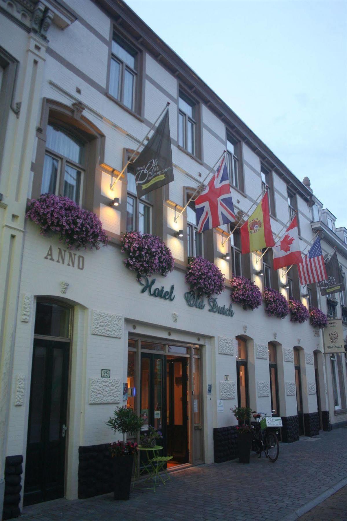 Hotel Old Dutch بيرخن أوب زوم المظهر الخارجي الصورة